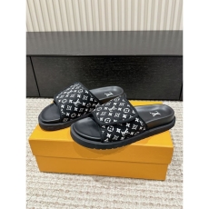 Louis Vuitton Slippers